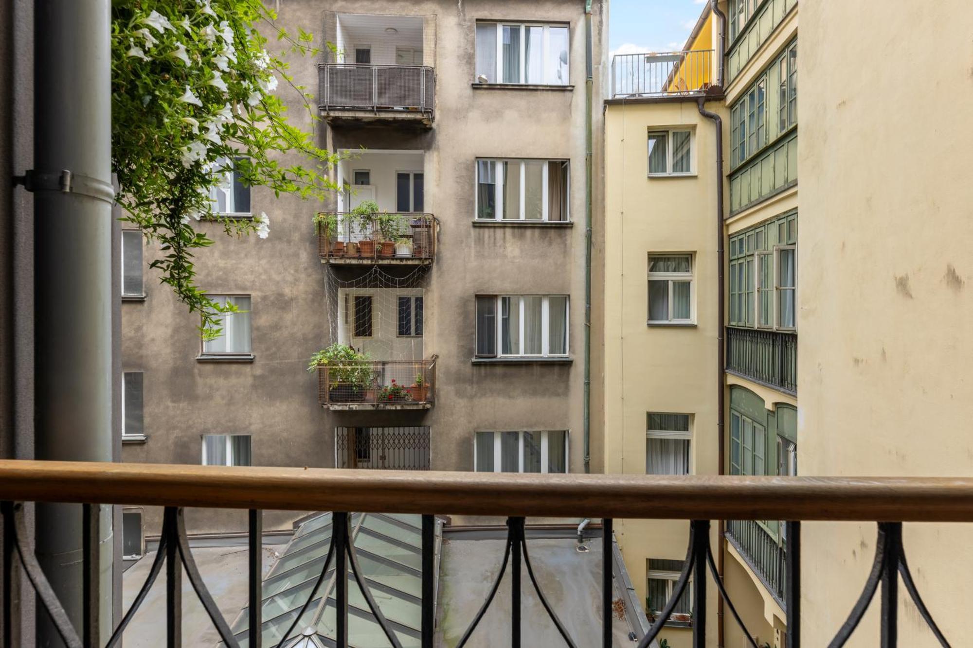 Aparthotel Numa Republika 4*