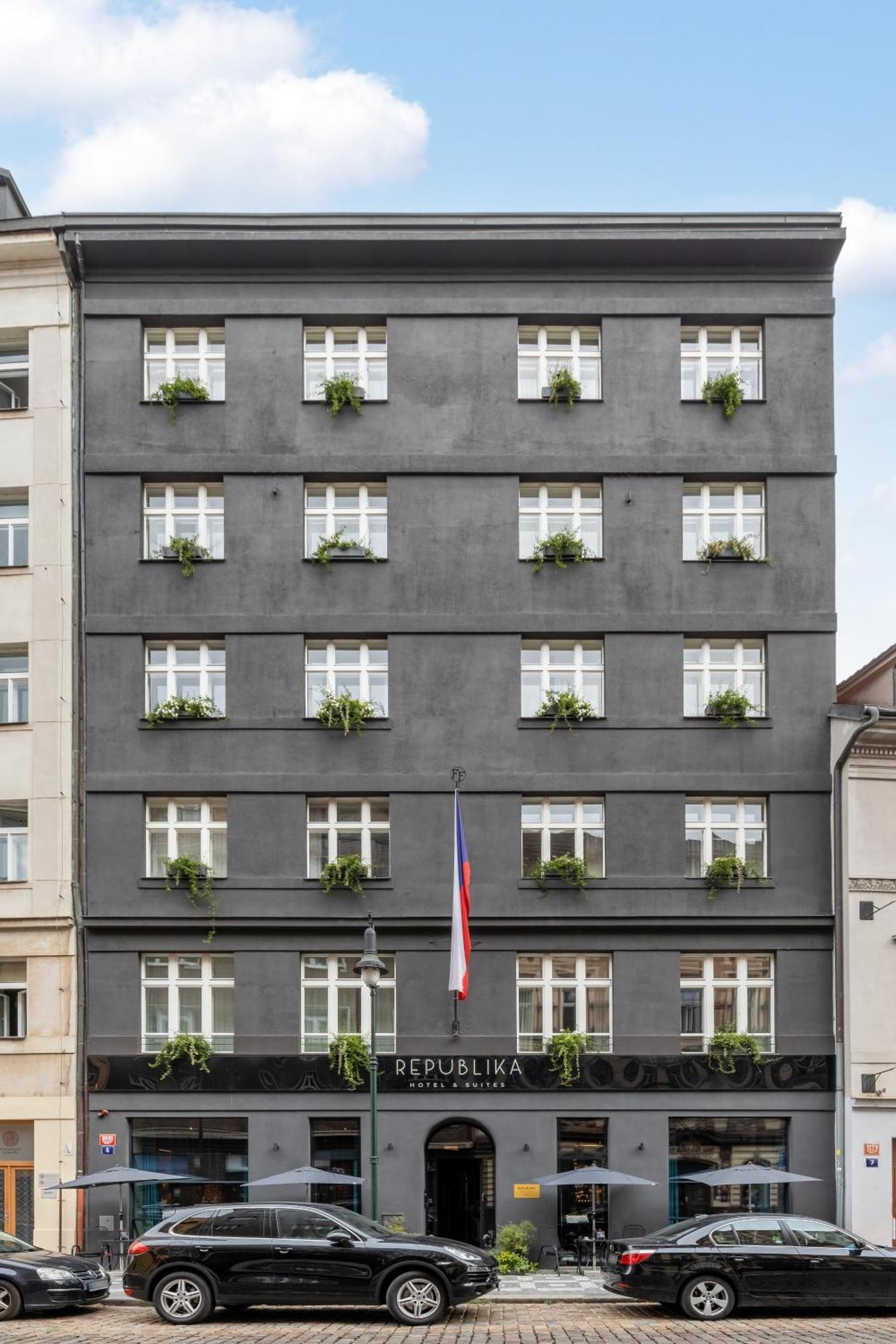 Numa Republika Aparthotel